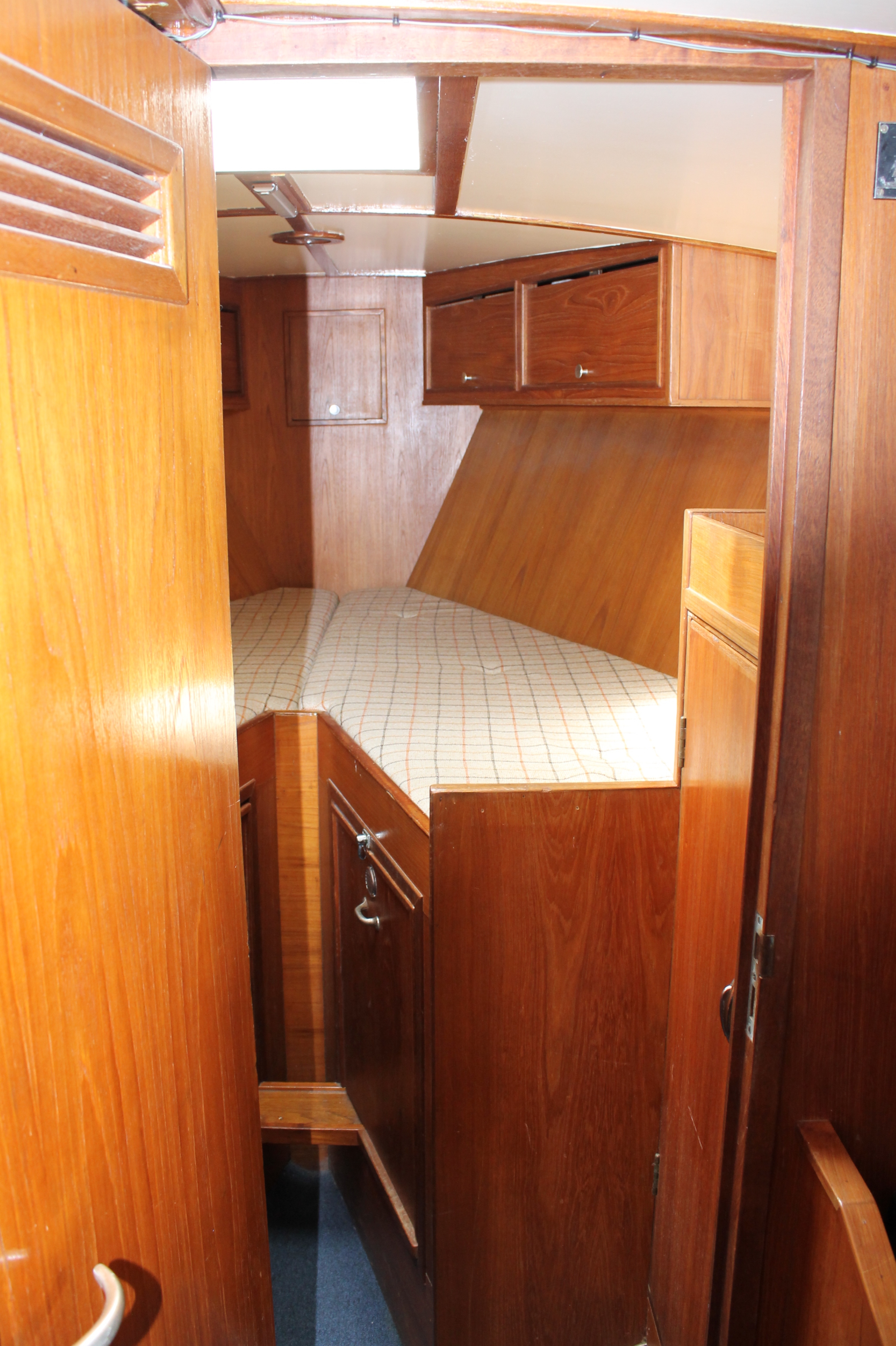 Pieter Beeldsnijder Gouwzee 3A