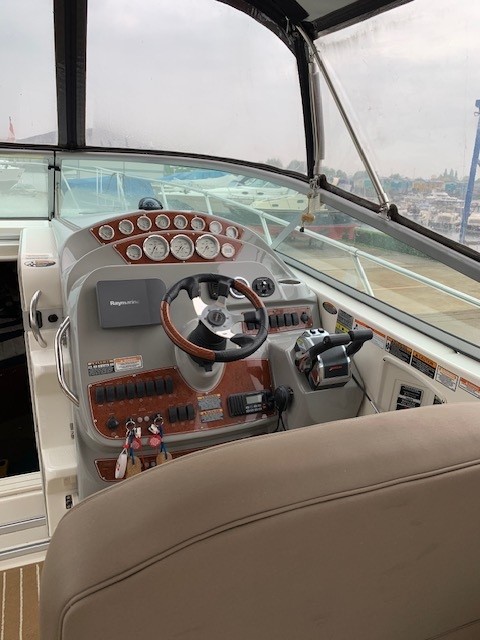 Bayliner 320 met 2x 260 pk Mercruiser van bouwjaar 2008!