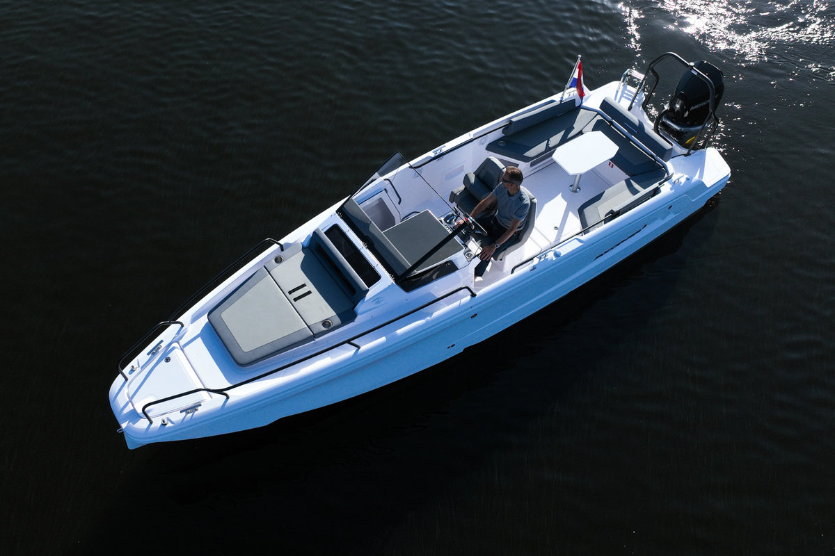 Axopar 25 Cross Bow & Cross Top