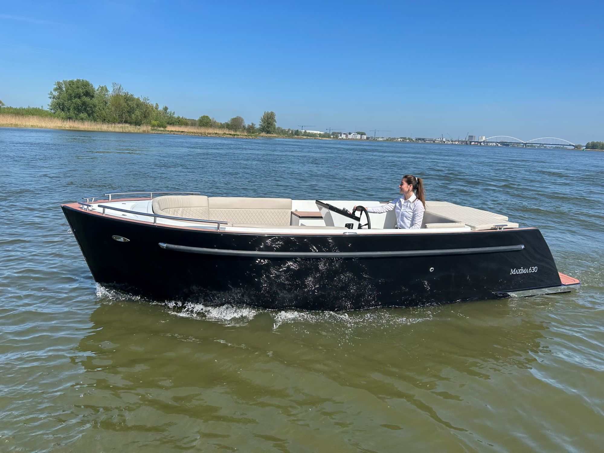 Maxima Boats 630 NEW