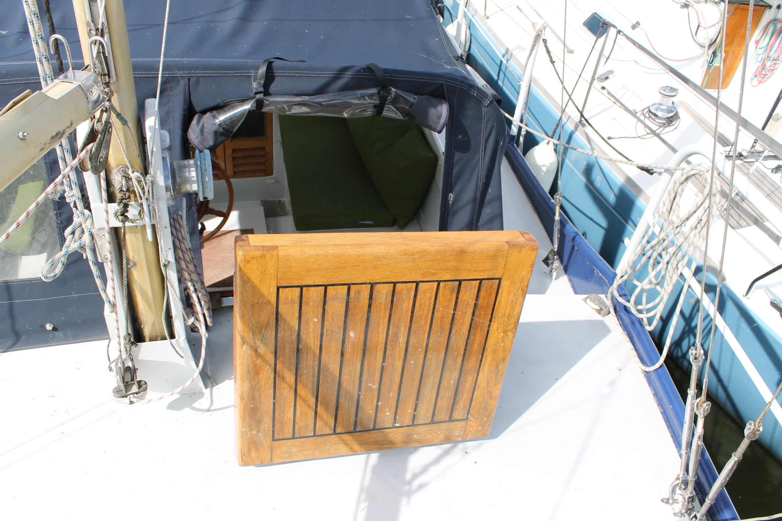 Pieter Beeldsnijder Gouwzee 3A