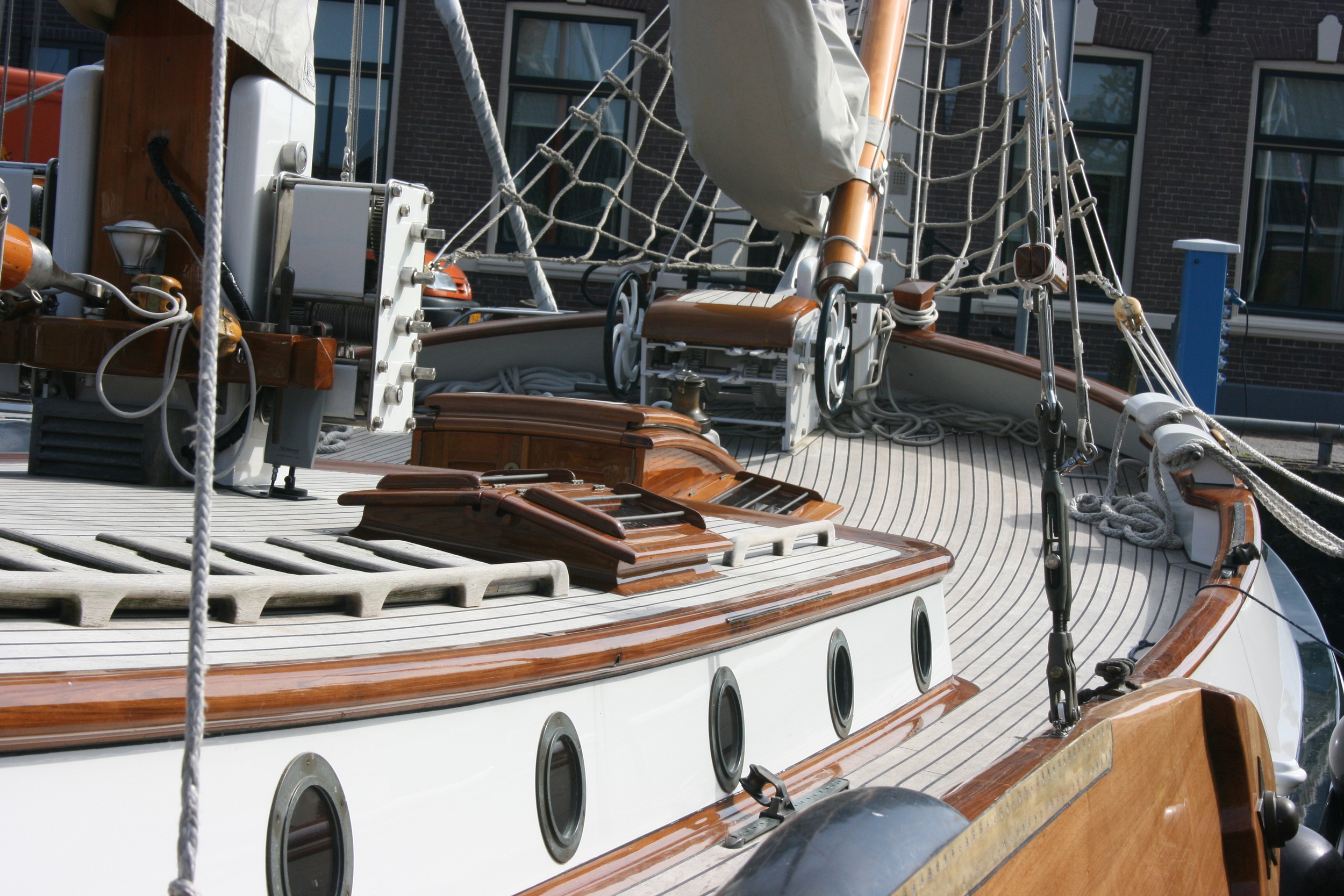 Lemsteraak Visotter - Roefuitvoering