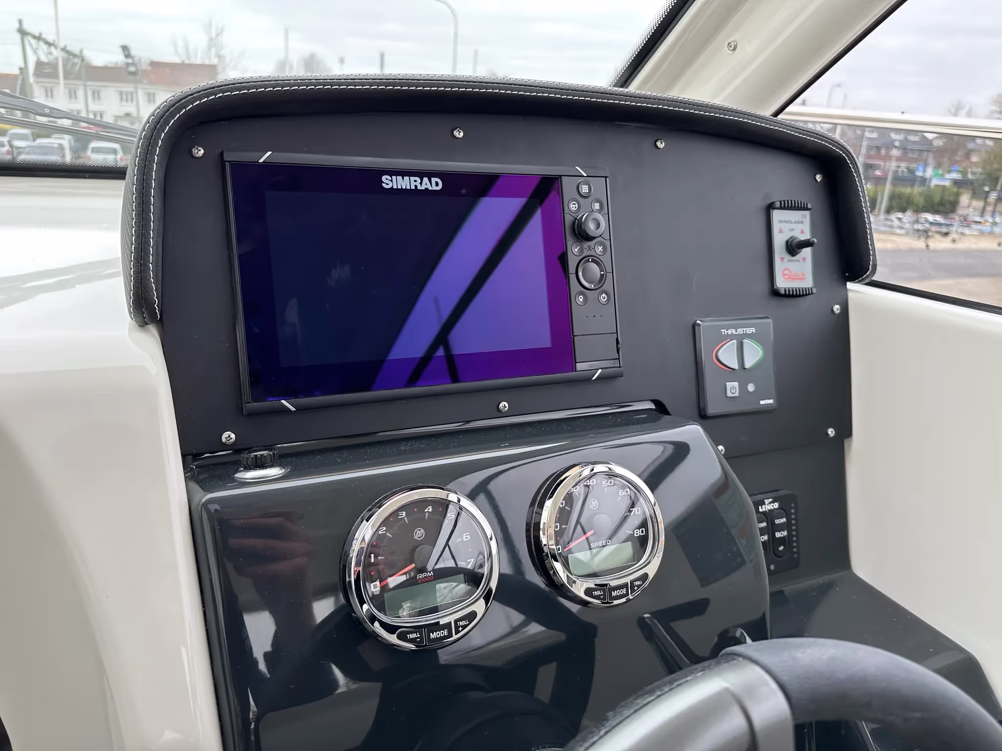 Quicksilver 755 Weekend