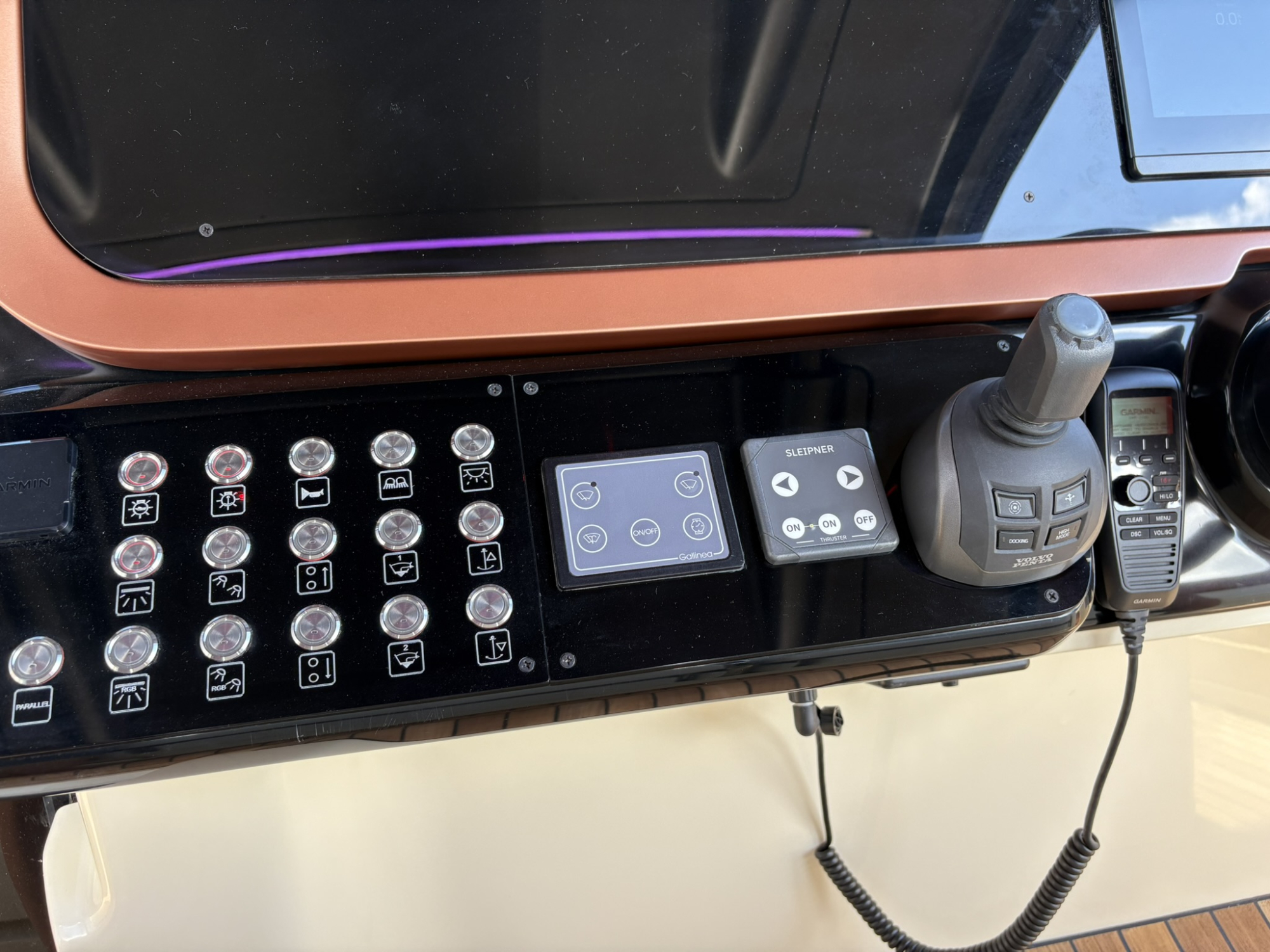 Invictus yachts Invictus 420 TT - Nieuw binnen!