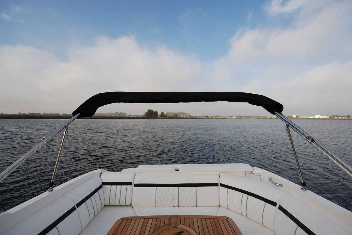 Sea Ray Sun Sport 250