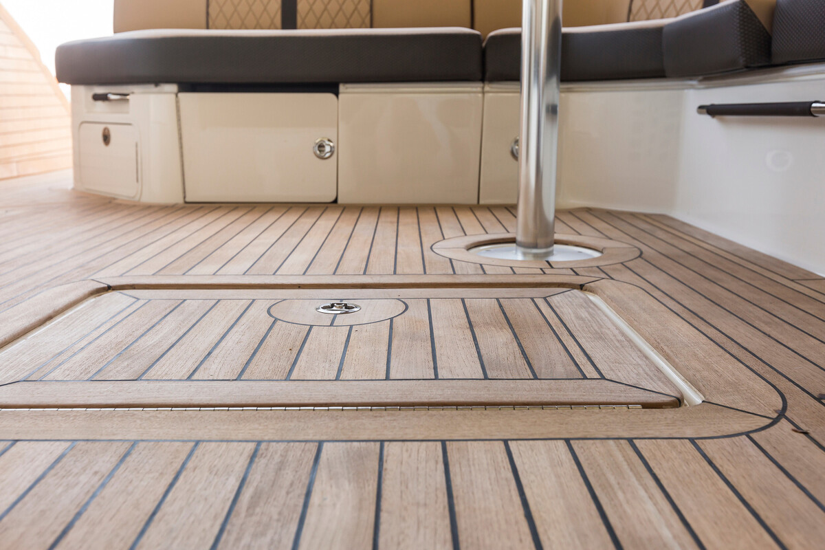 Sea Ray SLX 400 Outboard