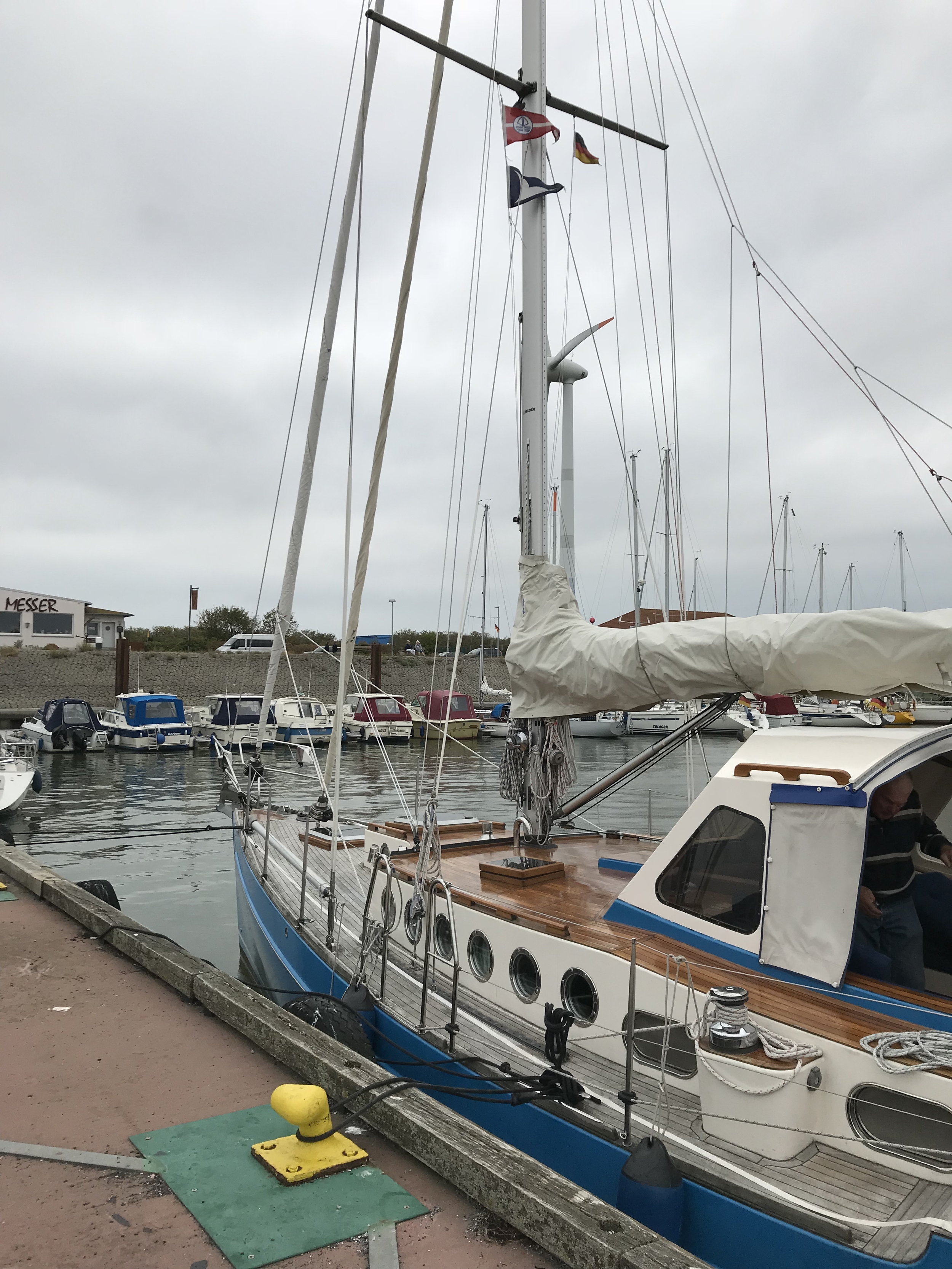 Dick Zaal 41 Centre Cockpit