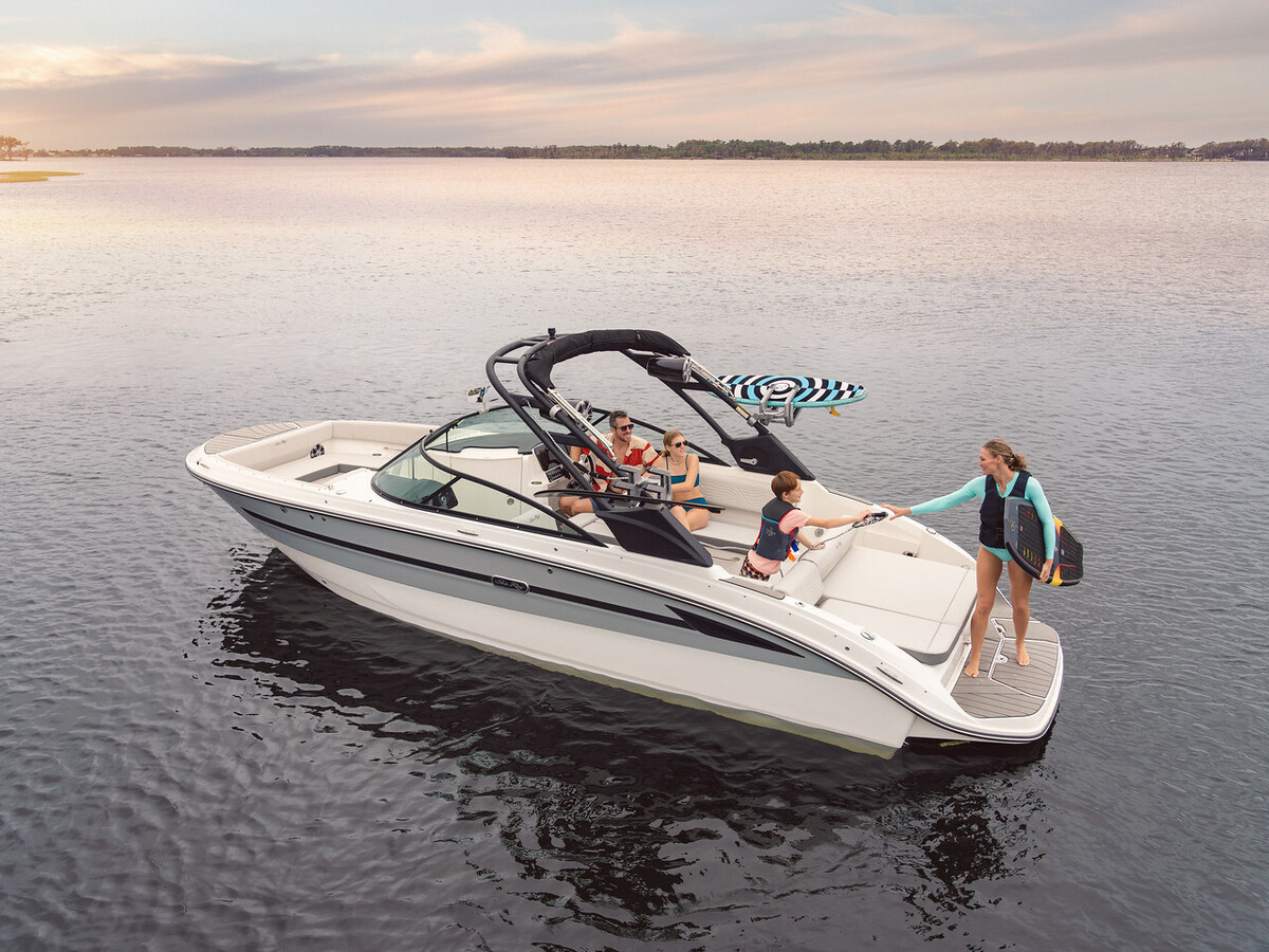 Sea Ray SDX 270 Surf