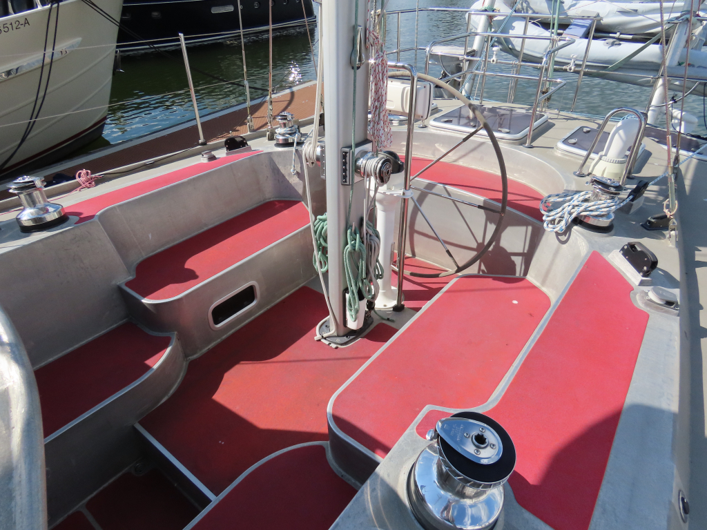 One-off 50’ aluminium Expedition Cruiser