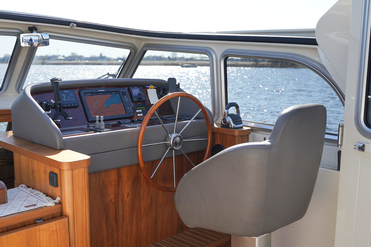 Linssen Grand Sturdy 410 AC Variotop met stabilisator