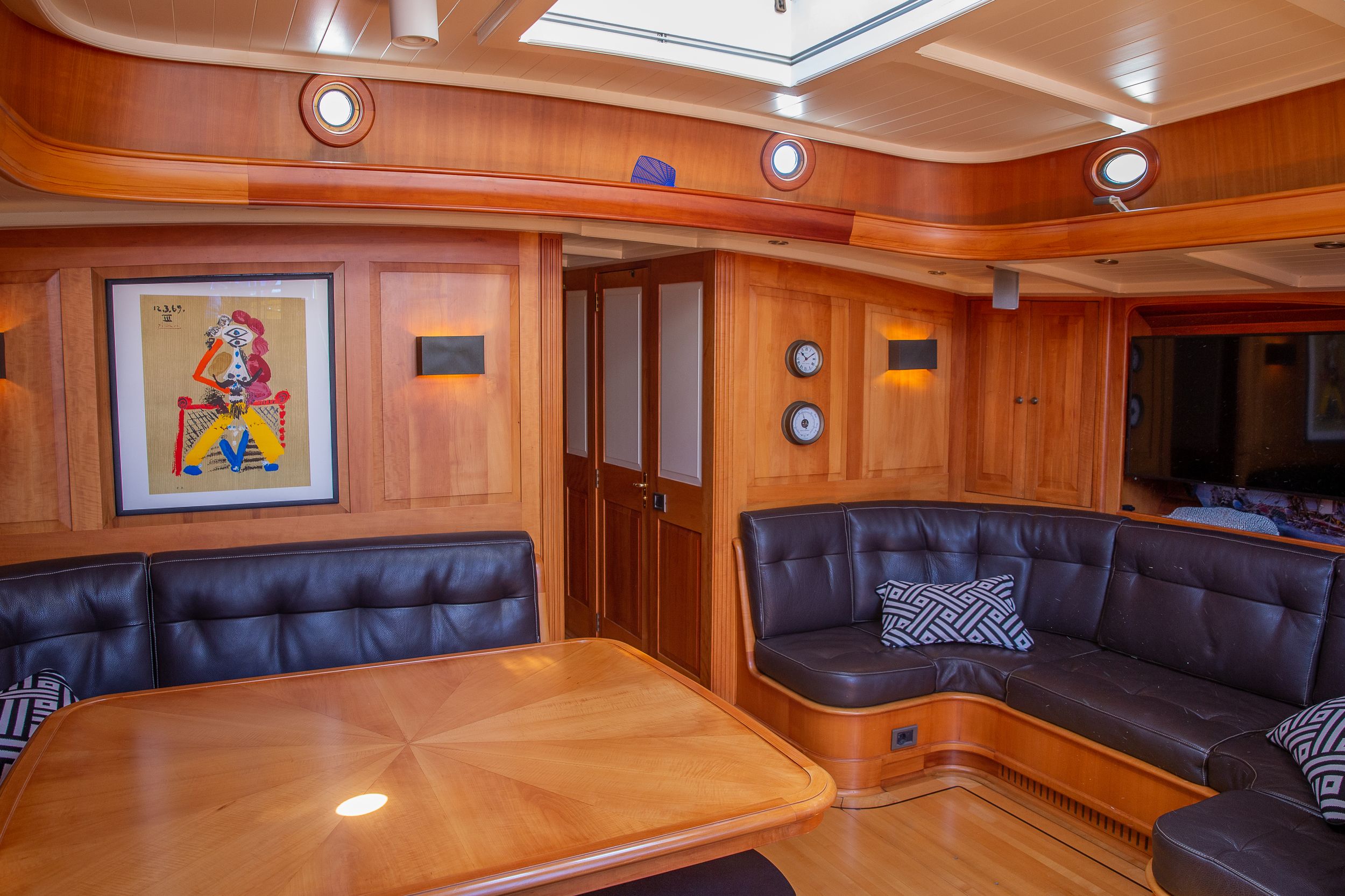 Schokker 18.60 Meter Hoek Design