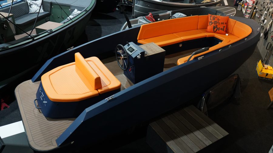 REX 650 tender Elektrisch Demo