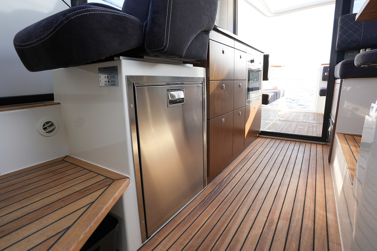 Marex 330 Scandinavia (2024)