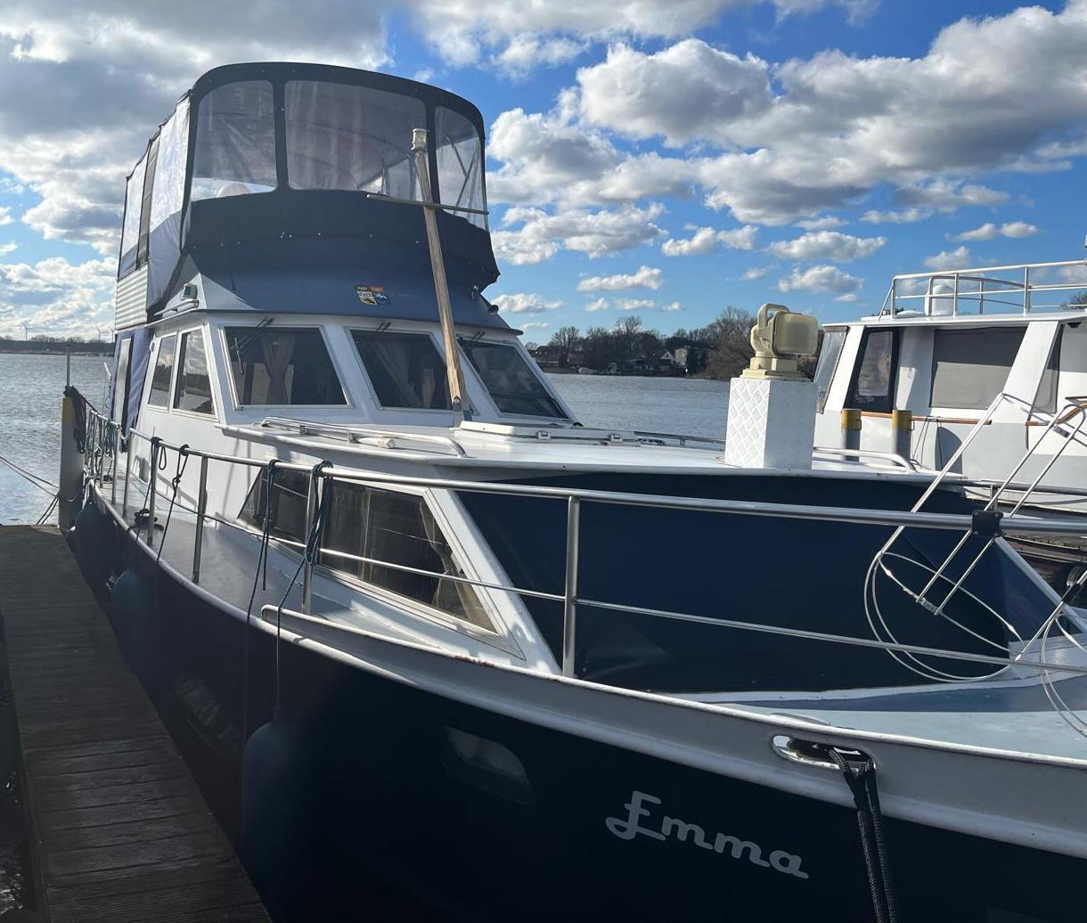 Veerdörn 13.00 Flybridge