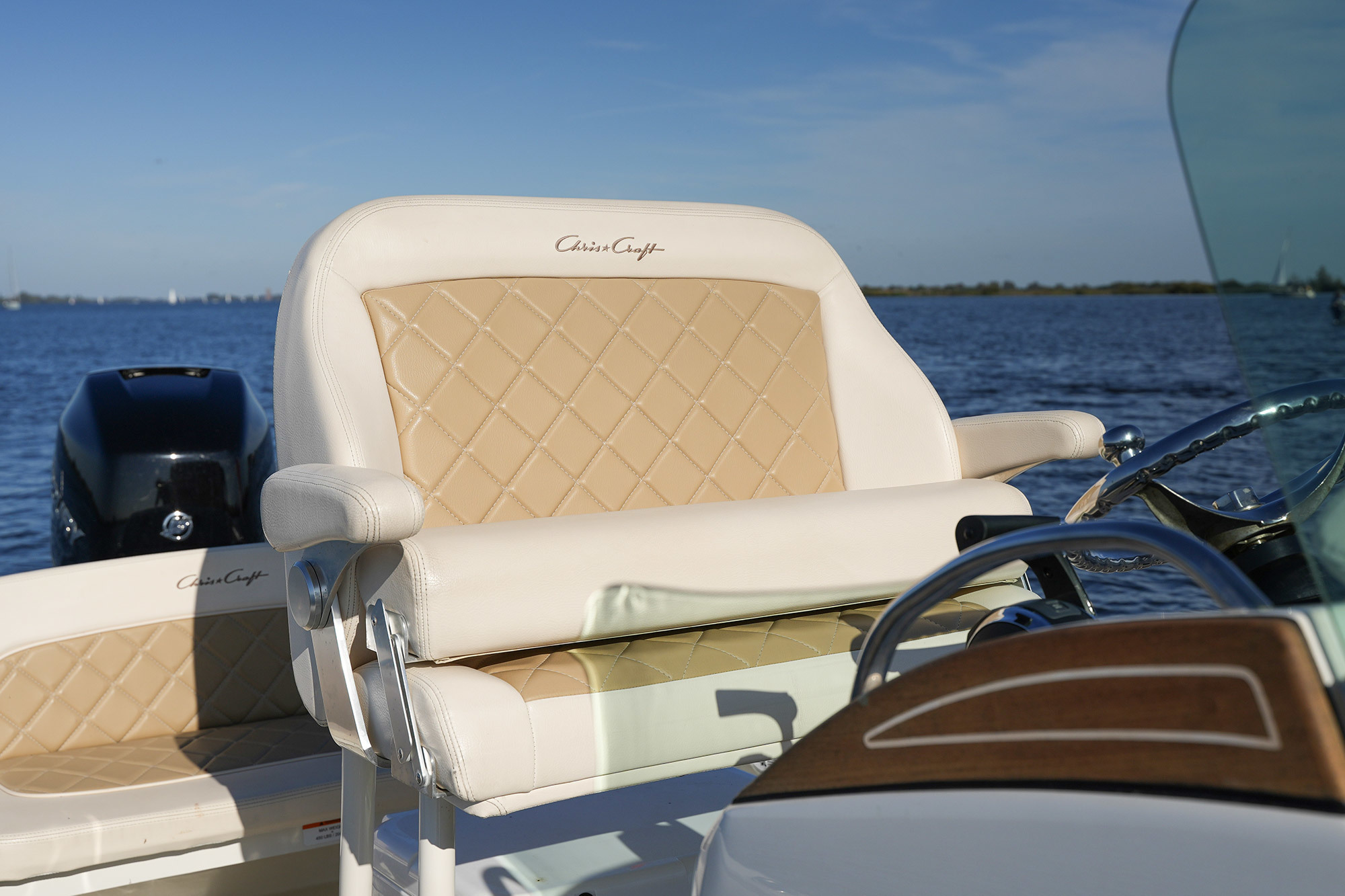 Chris-Craft Catalina 23