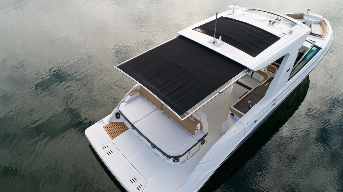 Sea Ray SLX 400