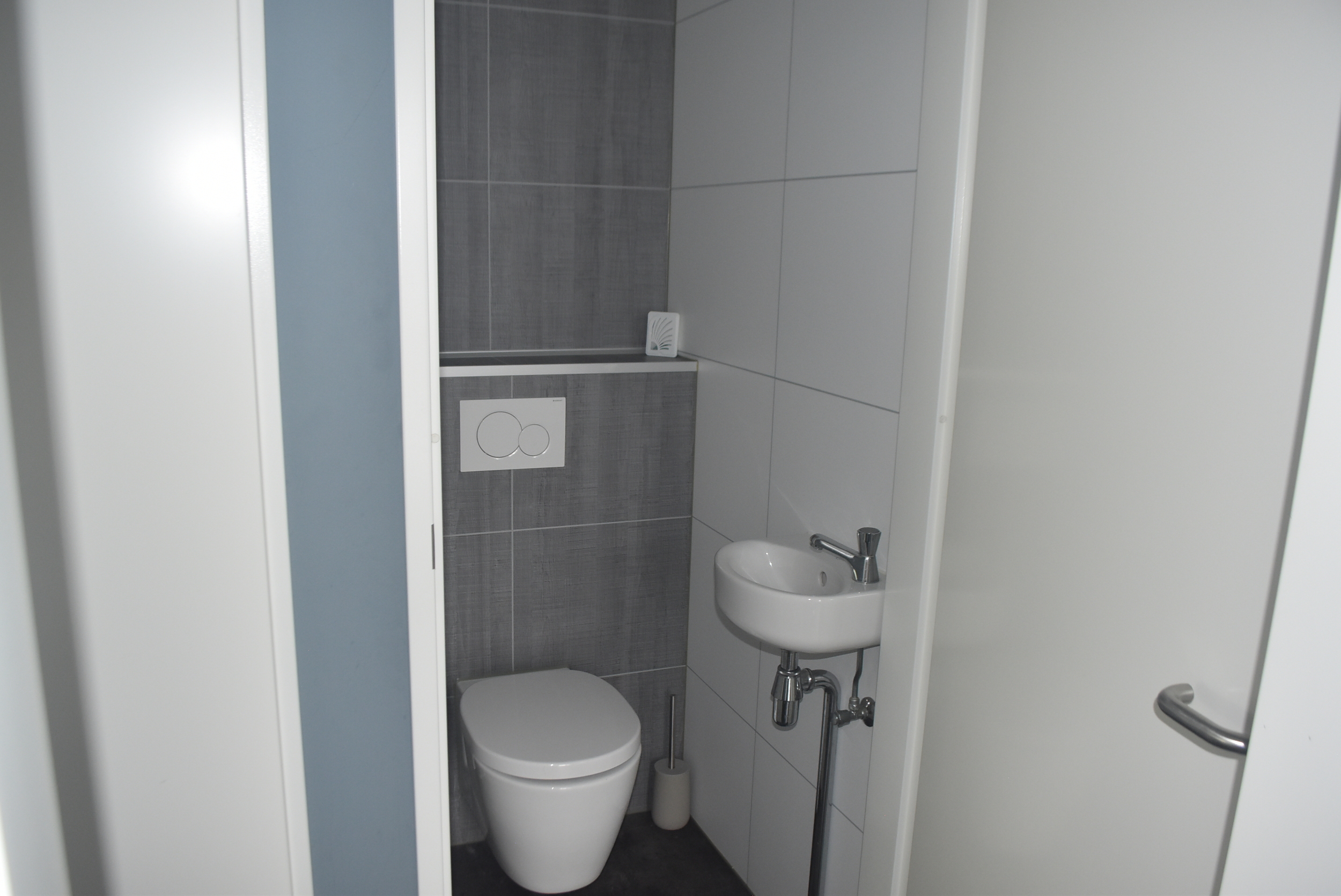 Aquavive Houseboat 1500 Met Vaste Overneembare Ligplaats In Warns