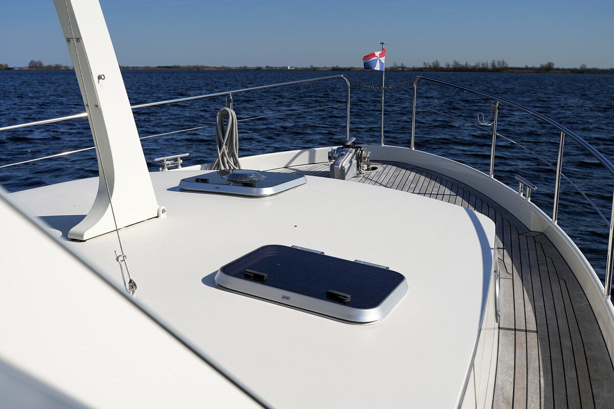 Linssen Grand Sturdy 410 AC Variotop met stabilisator