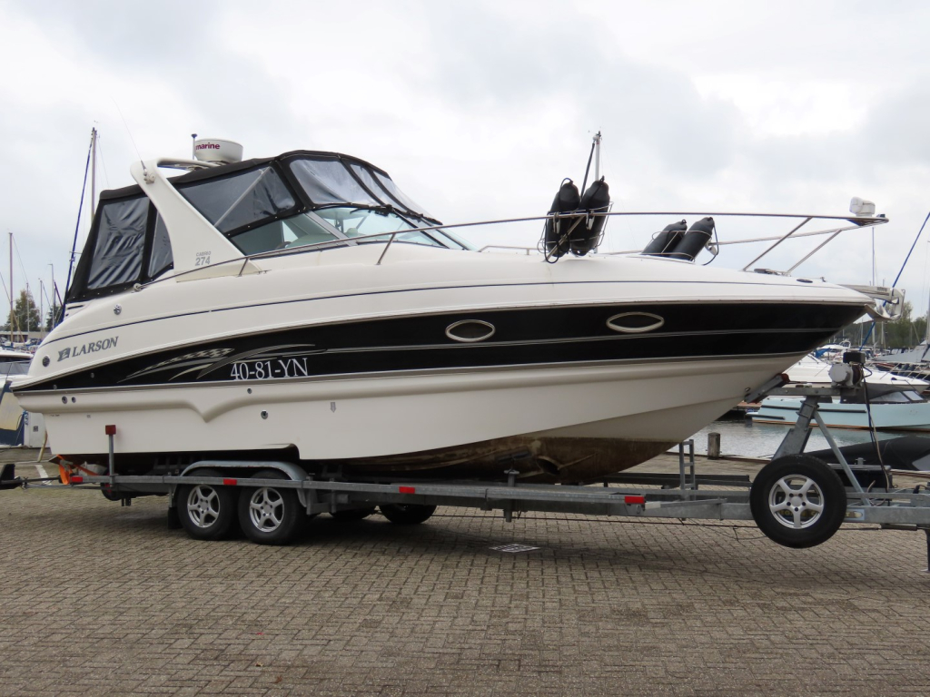 Larson Cabrio 274