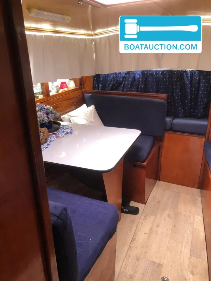 Motorboat 960