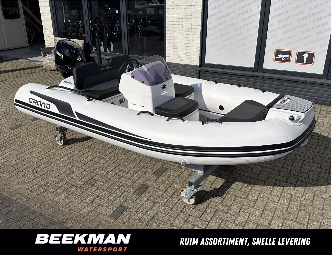 Grand Golden Line 380 de Luxe hoofdfoto: 1