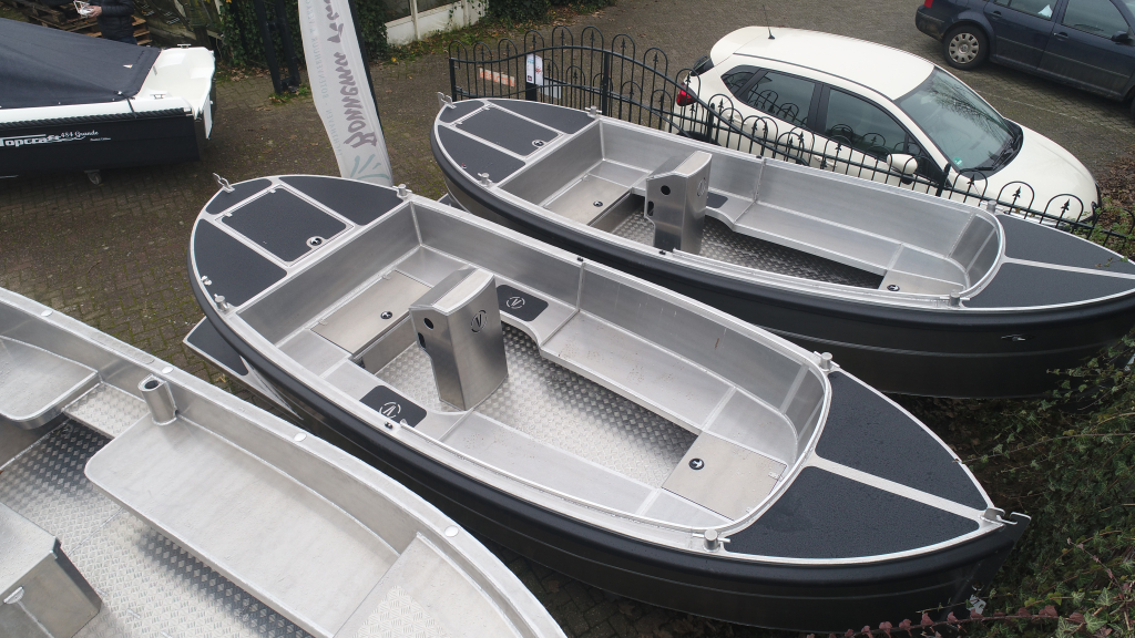 Van Vossen 550 e sloep