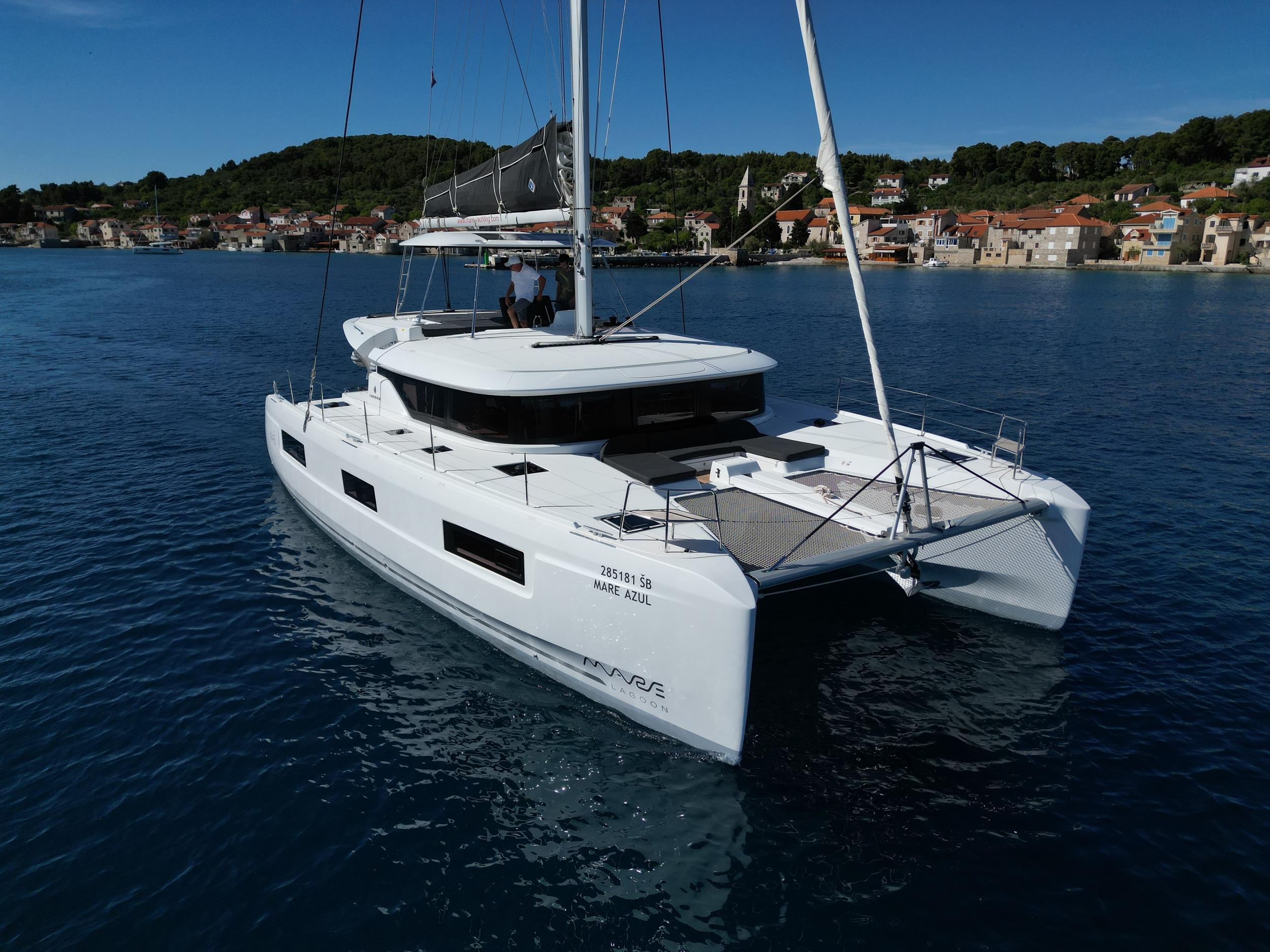 Lagoon 46