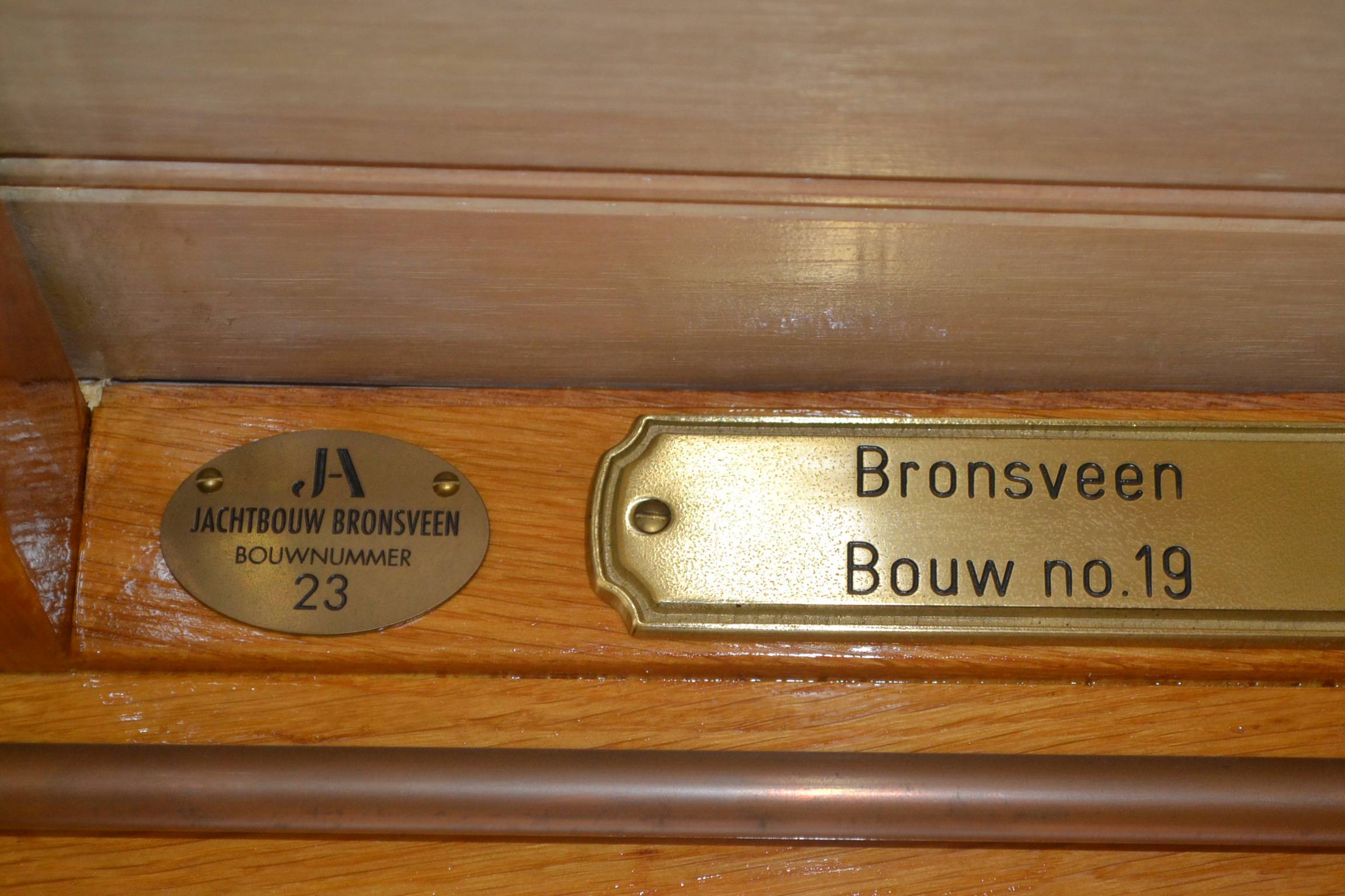 Bronsveen Januskotter