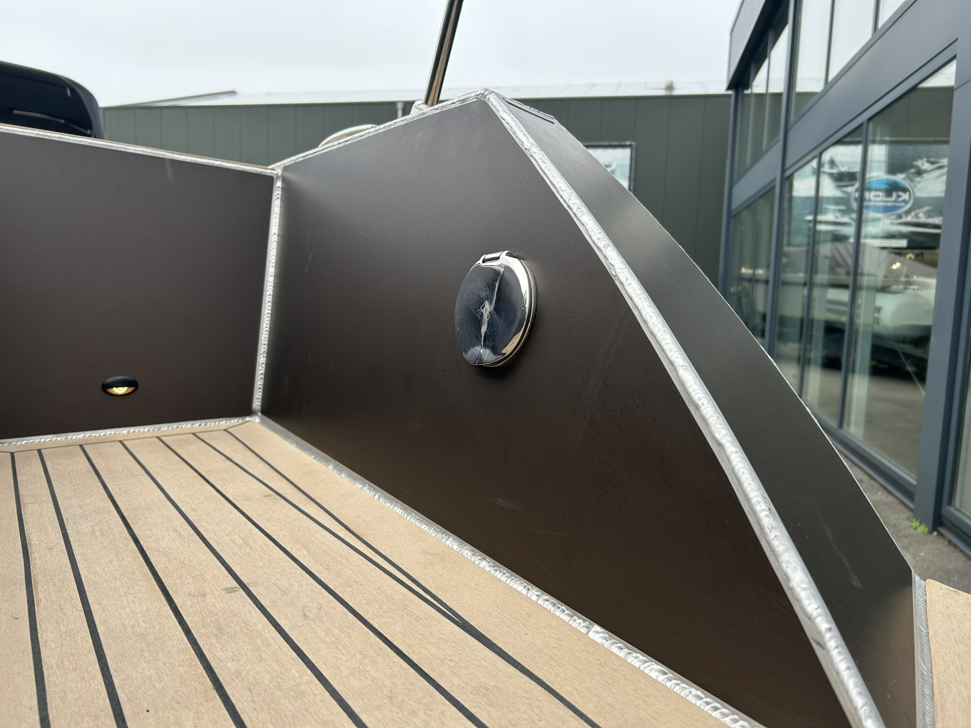 Van Vossen Tender 888 sport op voorraad