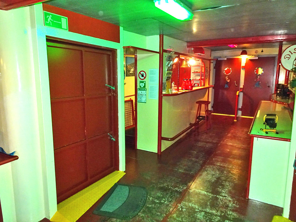 Dagpassagiersschip 200 pers