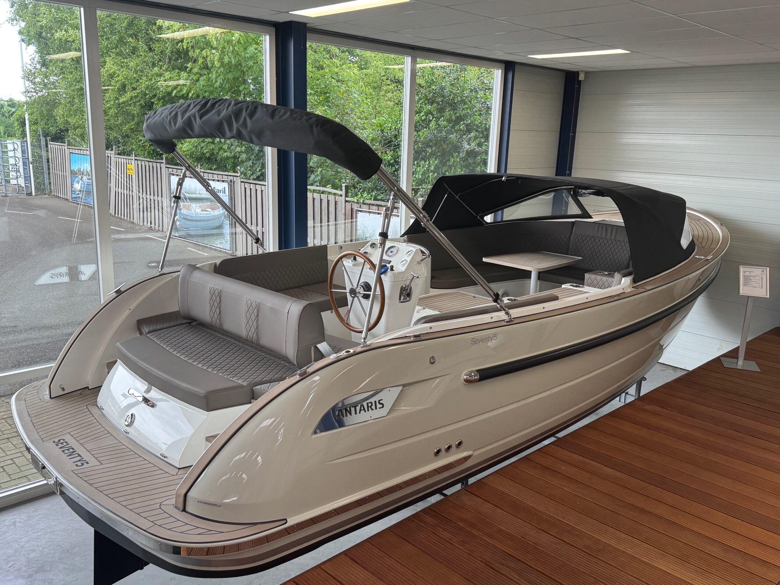 Antaris Seventy5 (op voorraad) hoofdfoto: 1