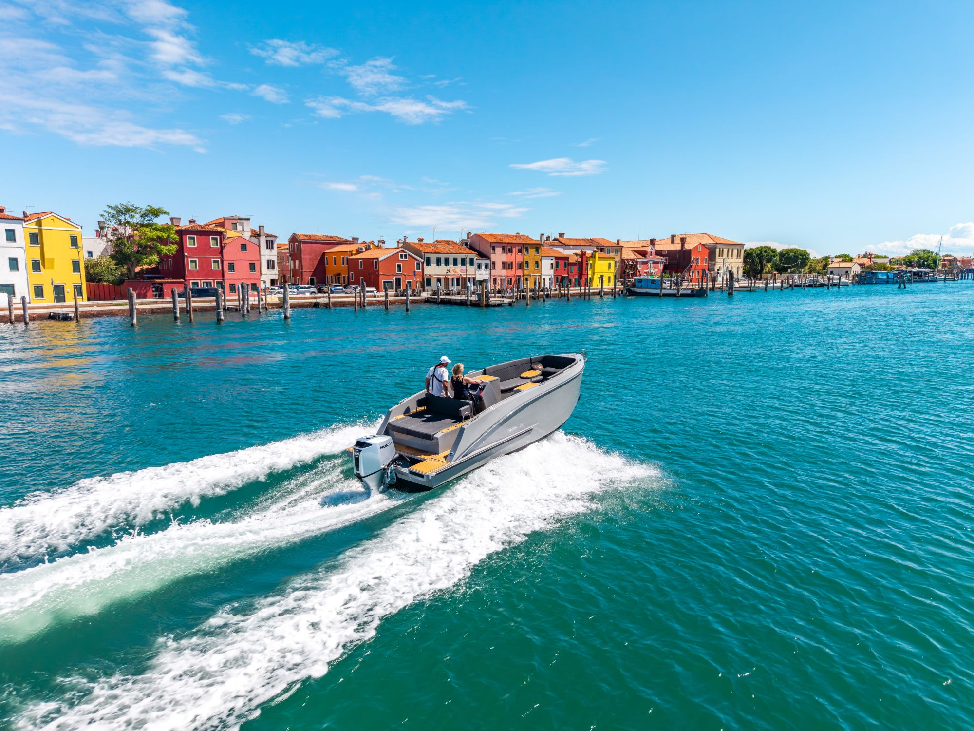 Maxima Boats 680 Sport Lounge