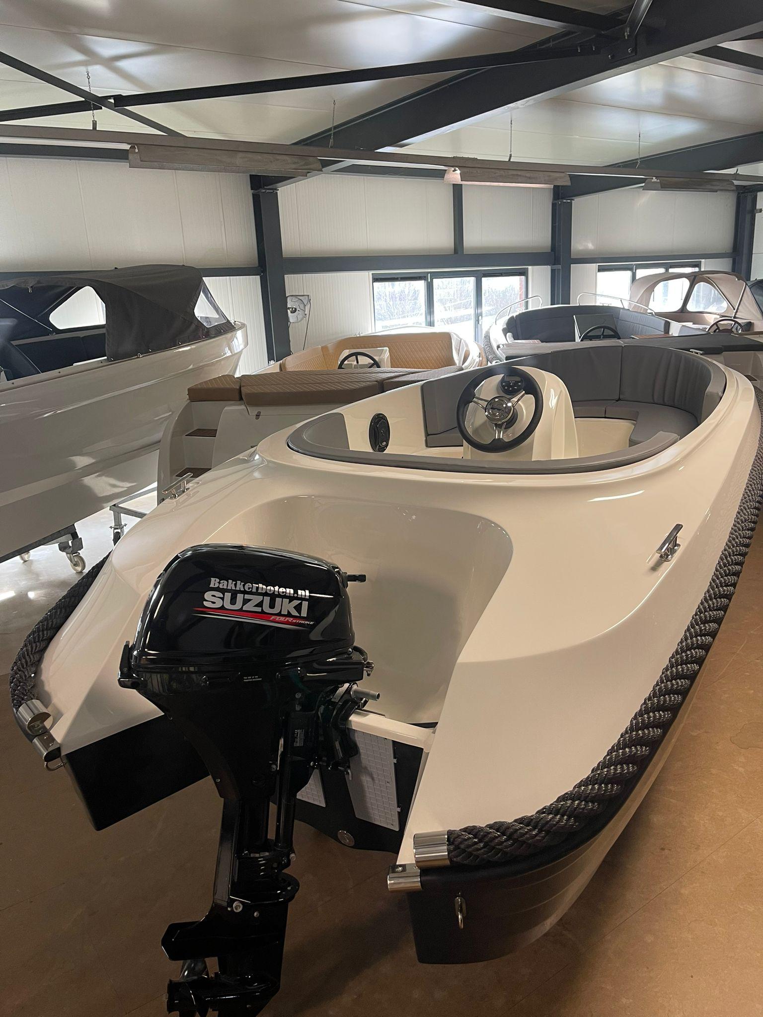 Oud Huijzer 471 Tender