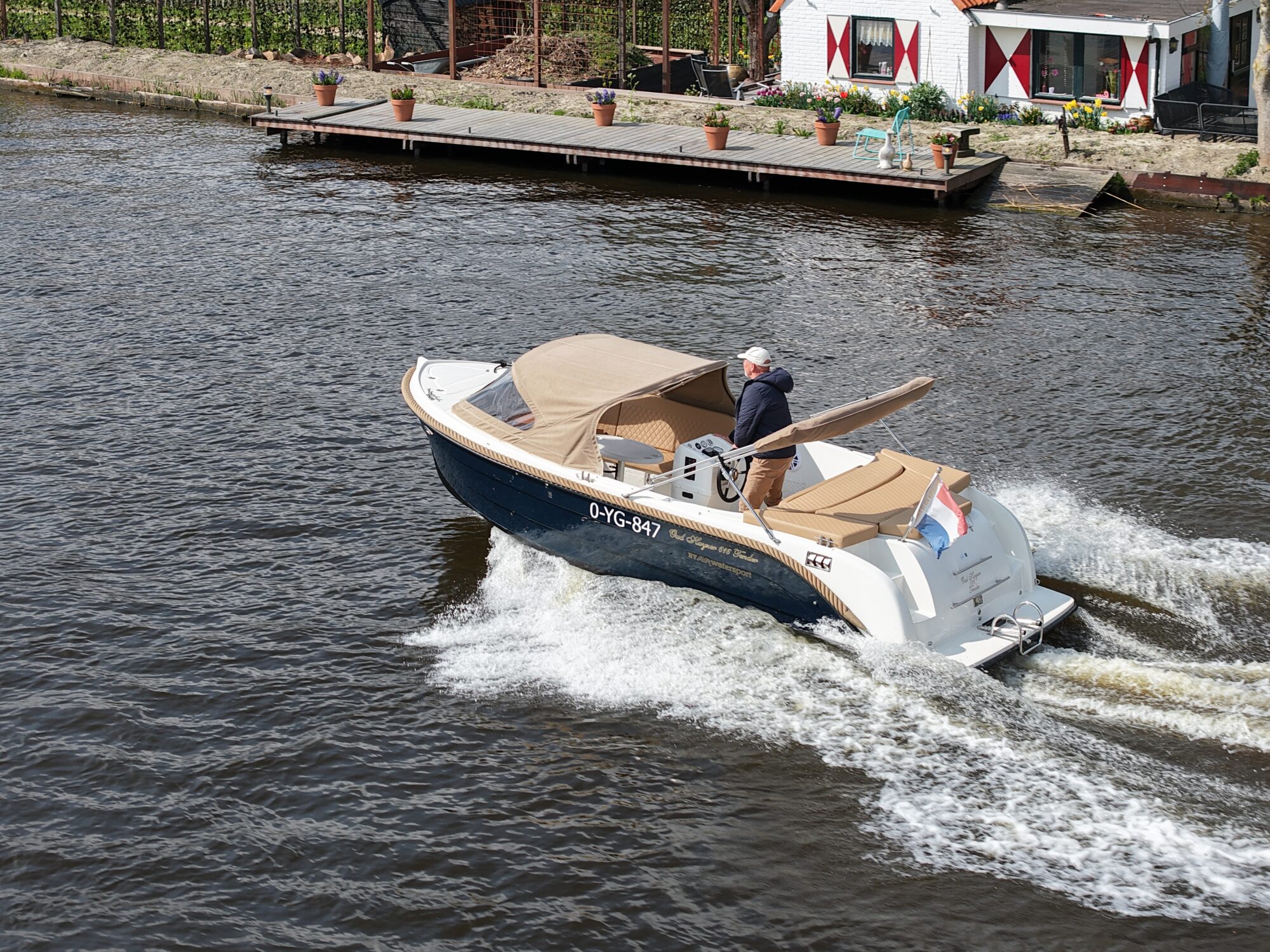 Oud Huijzer 616 Tender