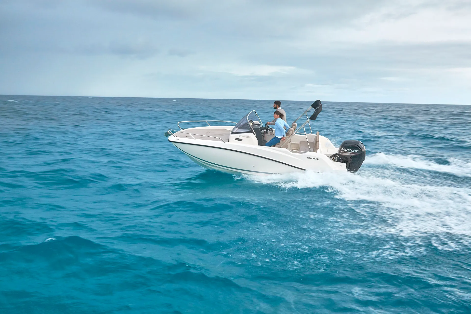 Quicksilver 605 Sundeck