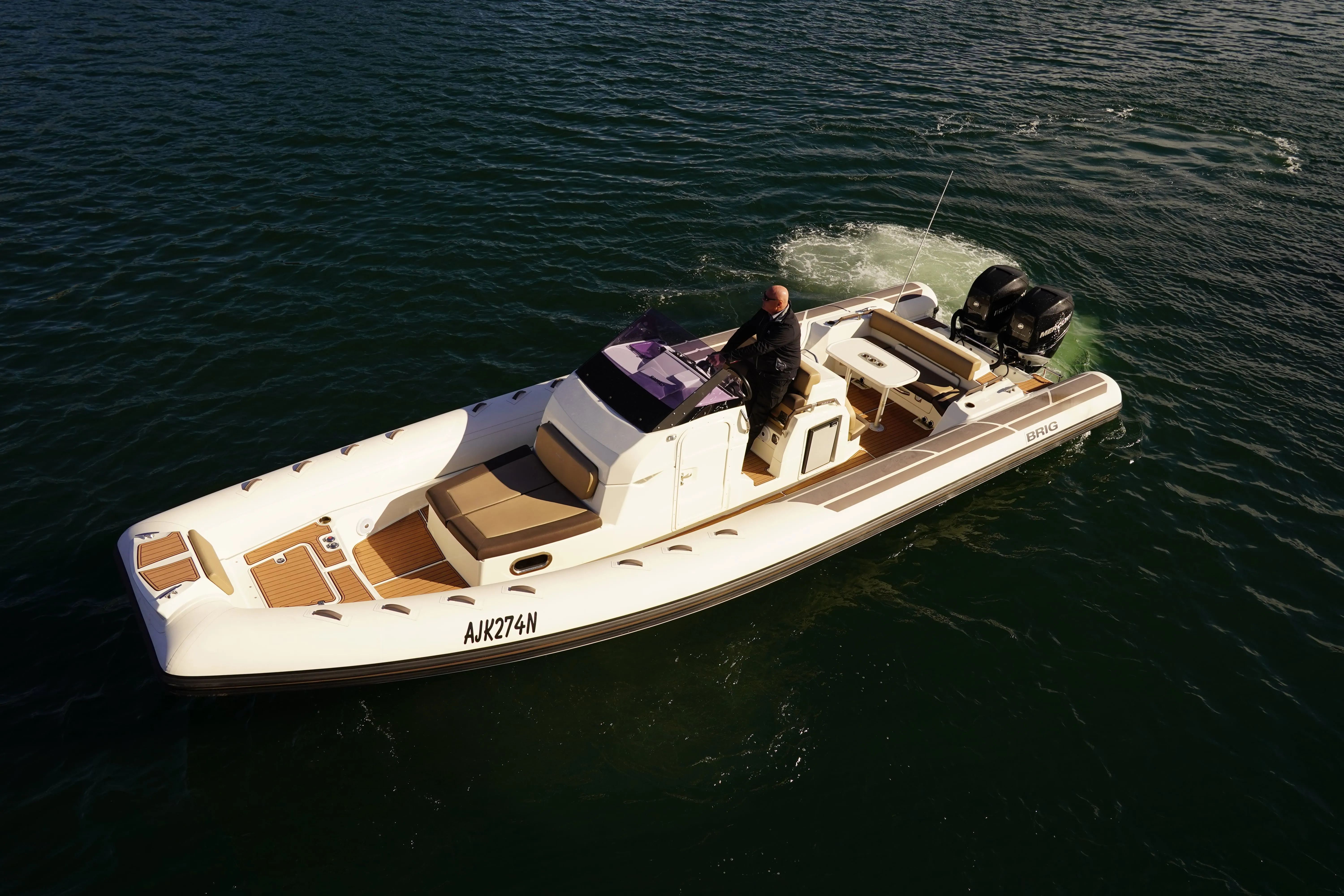 Brig Eagle 10