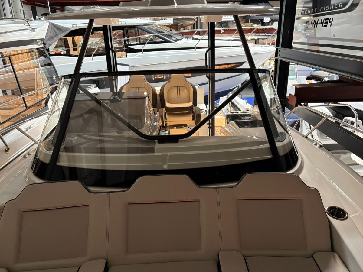 Jeanneau Cap Camarat 9.0 WA S2