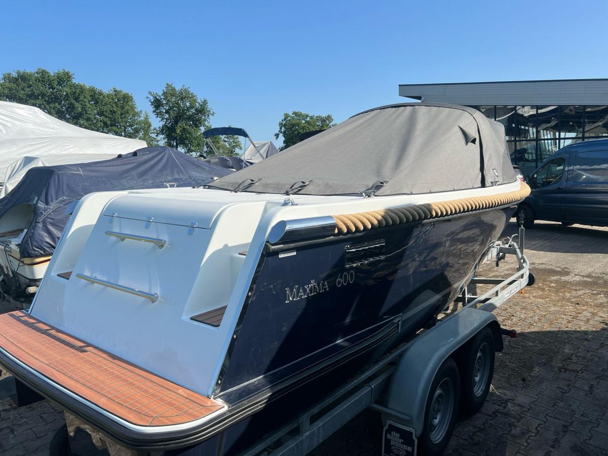 Maxima 600 Tender