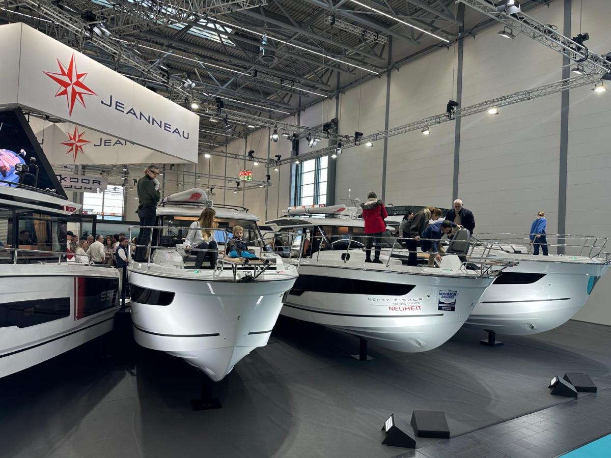 Jeanneau 1095 coupé serie 2