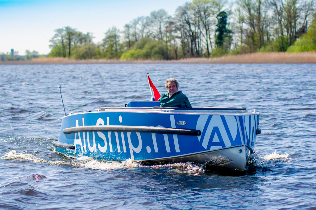 AluShip E-Tender 600