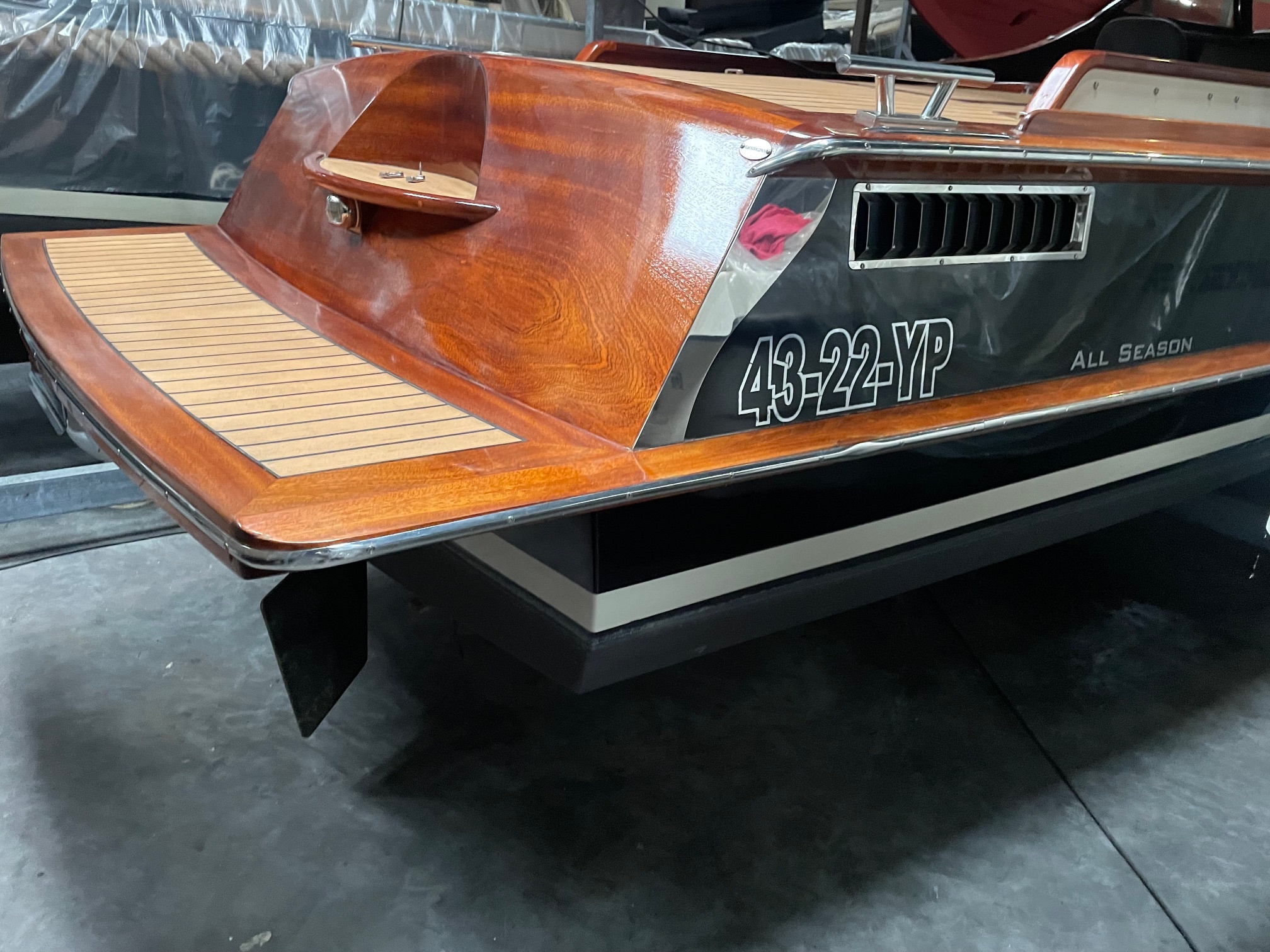 Brandaris Barkas 900 Cabin