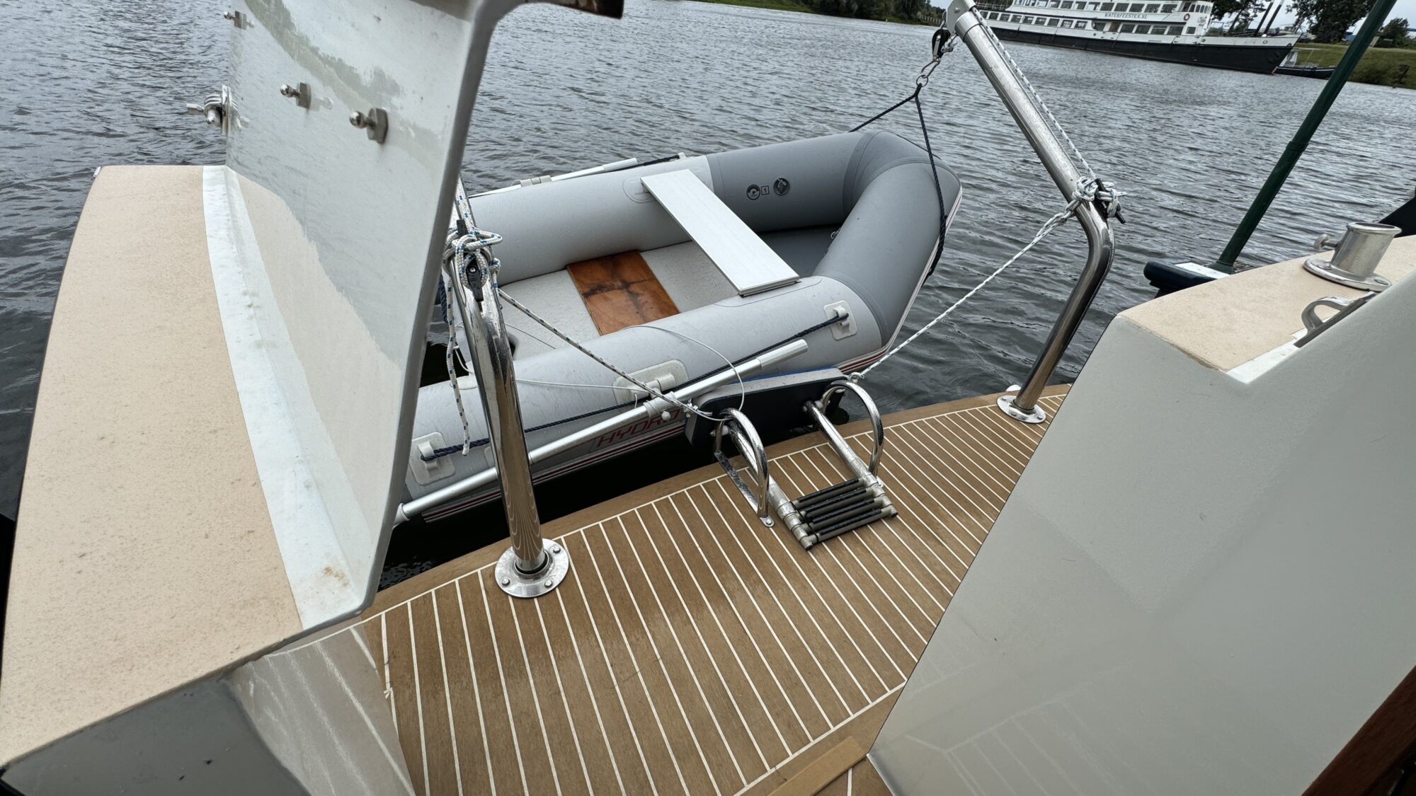 Vripack 11.75 Classic OK Spiegeldeur