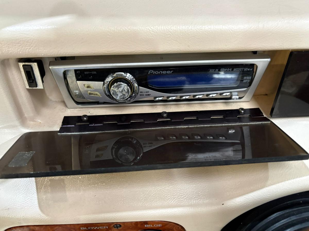 Monterey Montura 196 Bowrider