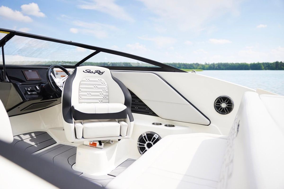 Sea Ray SPX 190 New Model 2025