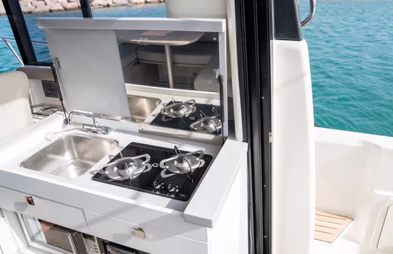 Quicksilver 905 Weekend