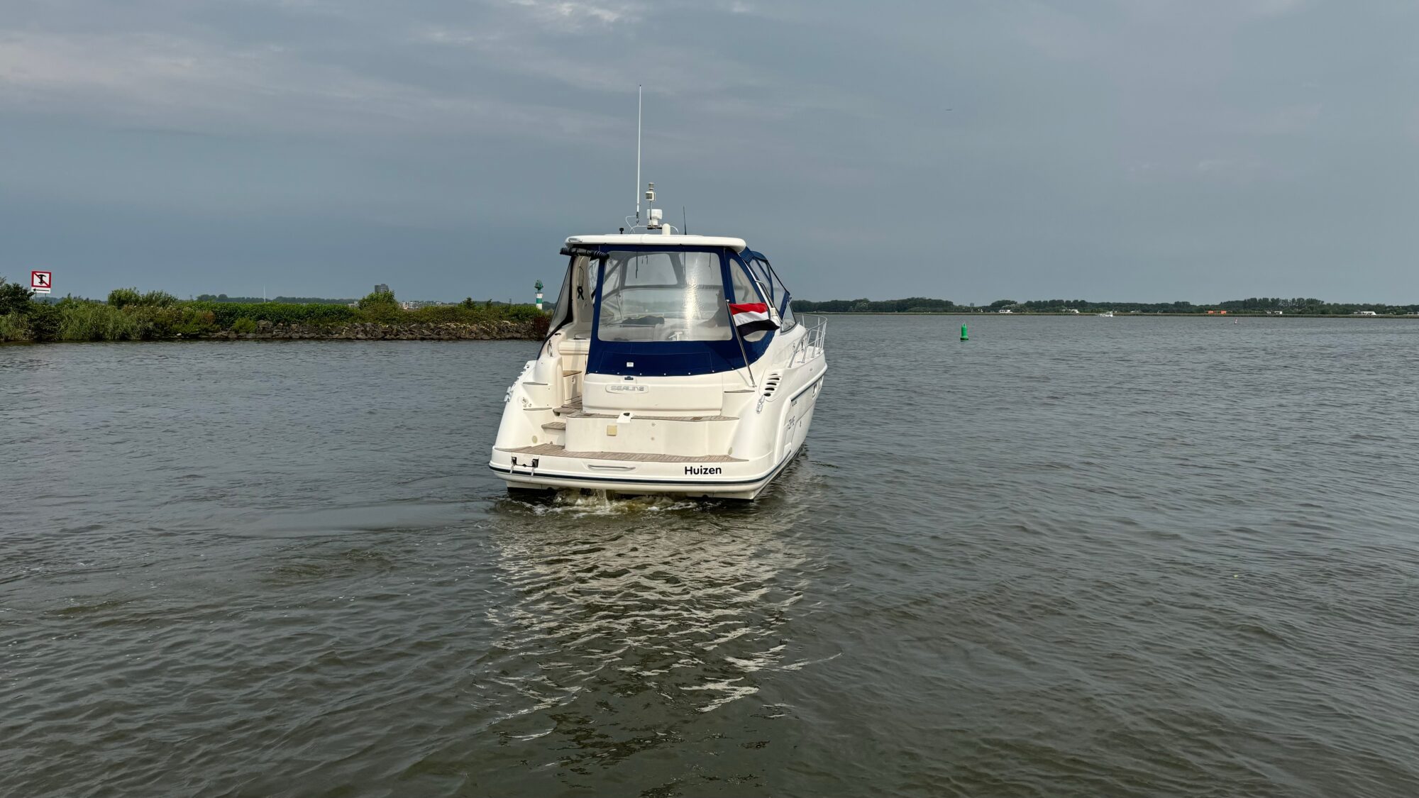 Sealine S37