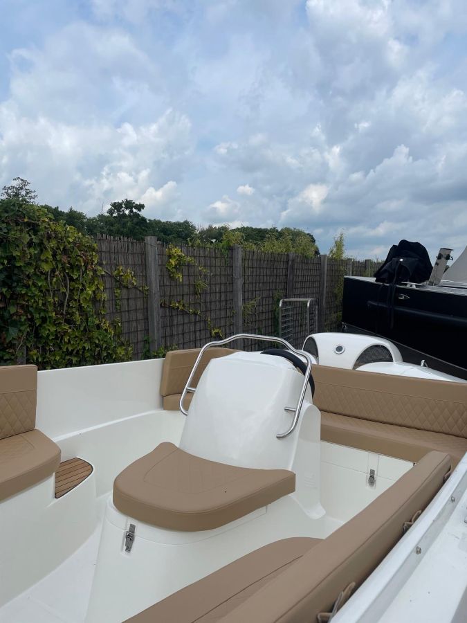 Oud Huijzer 600 Tender vaarklaar 30pk