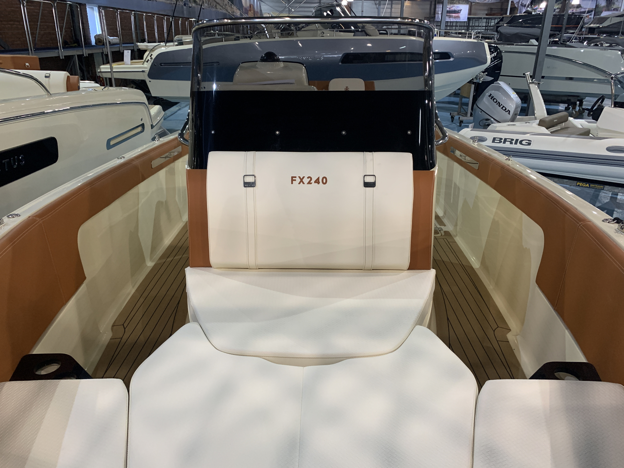 Capoforte Boats Capoforte 240FX met Honda 250 pk - Demomodel