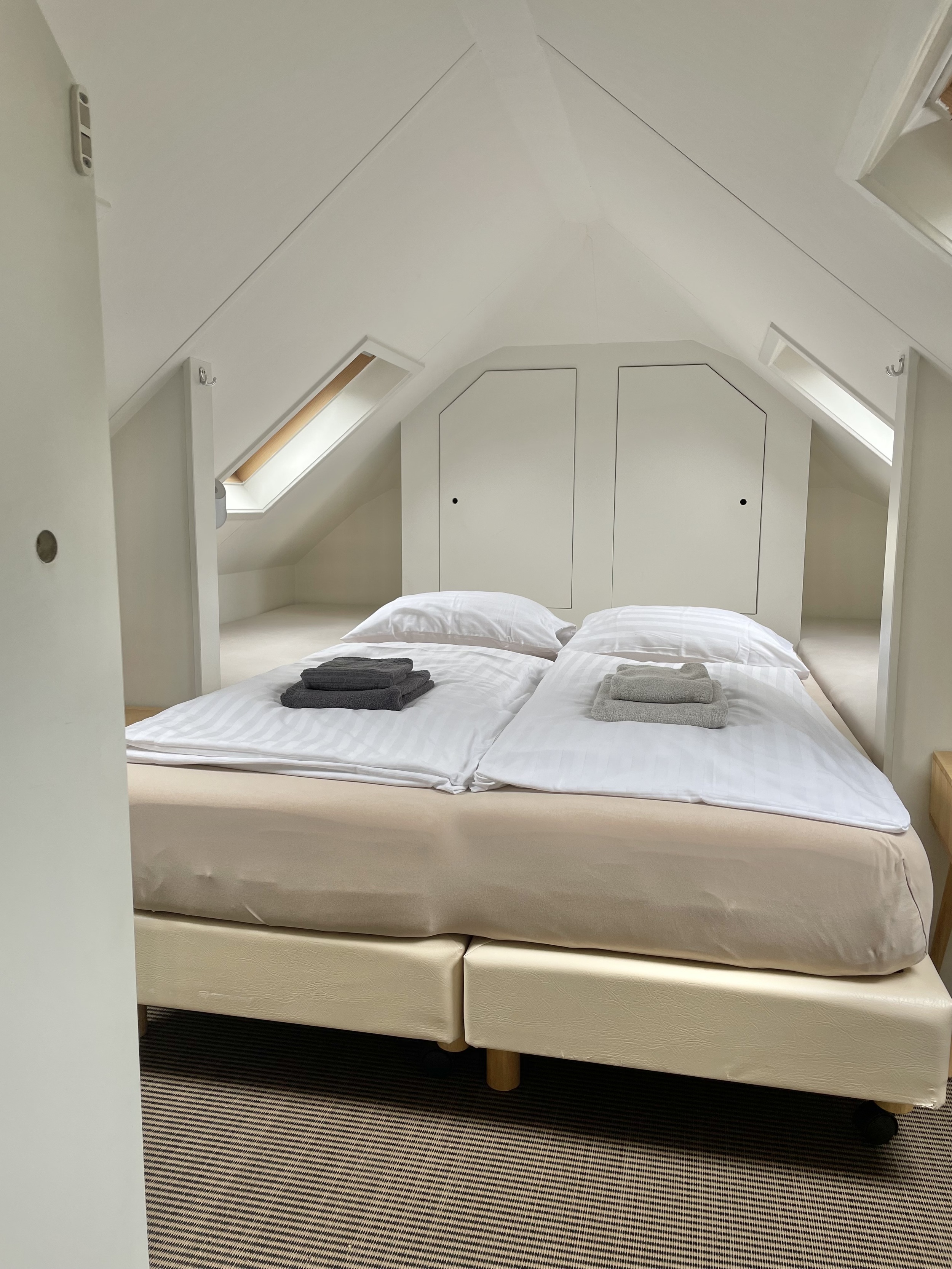 PRINS HOMESHIP 1350 Houseboat Flark