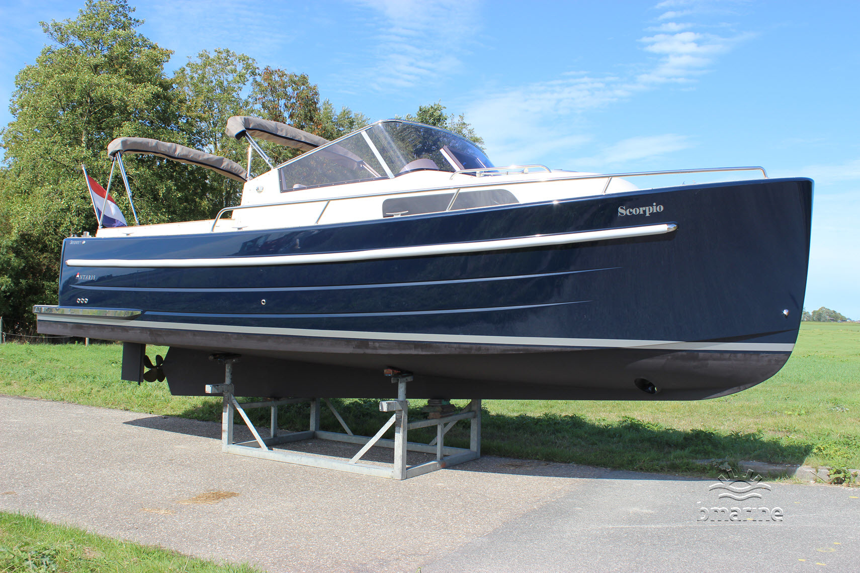 Antaris Seventy 7 Cabin